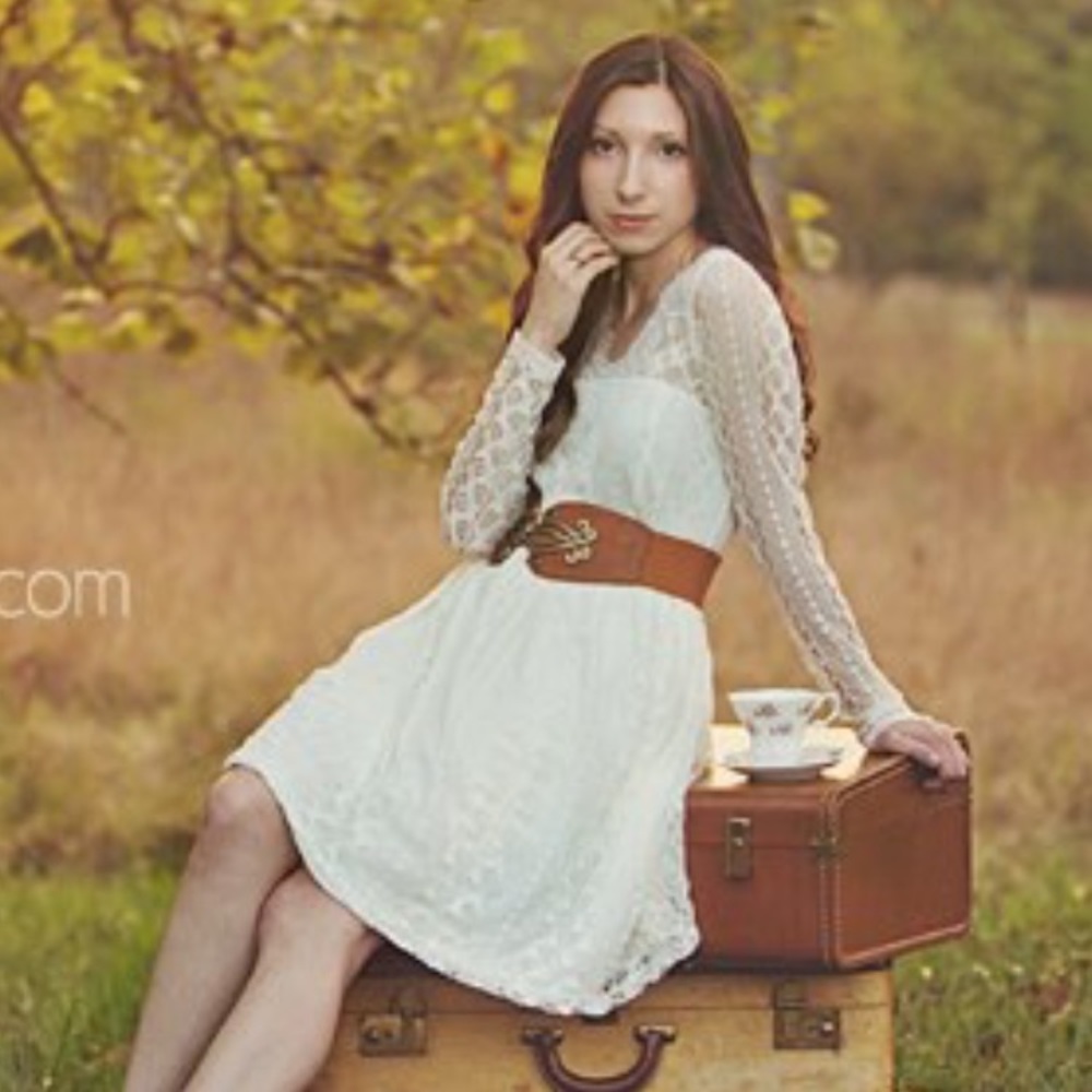 Forever 21 White Lace Dress