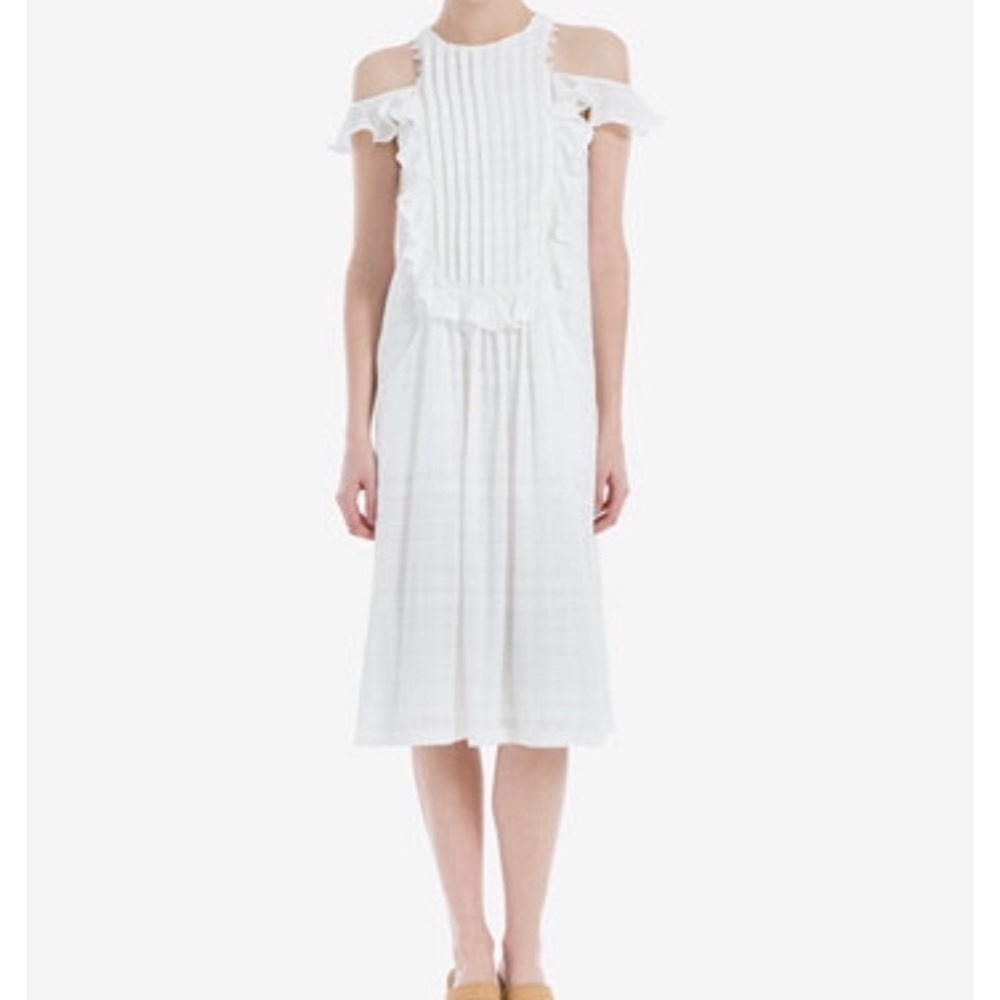 ❌SOLD White max studio cold shoulder dress 🎈