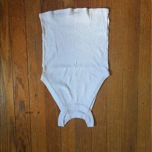 White and pink tanks