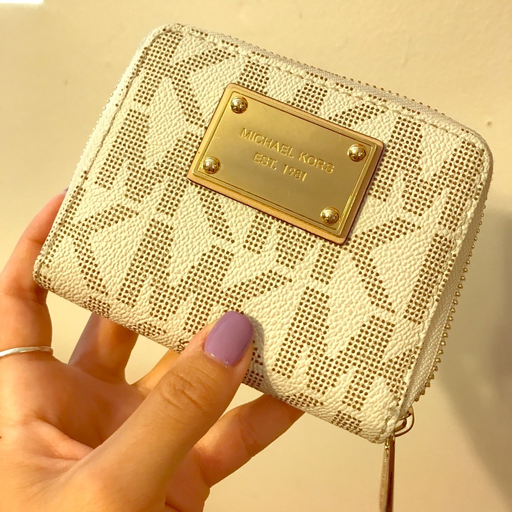 Michael Kors mini zip wallet