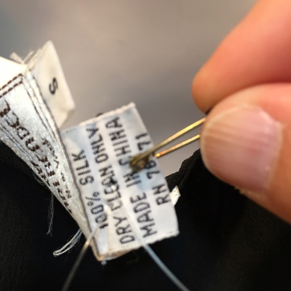 ๐ Henri Bendel black top ๐ - Picture 3 of 3