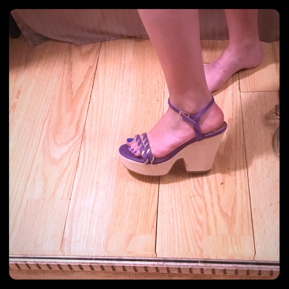 Kate spade size 8 wedge