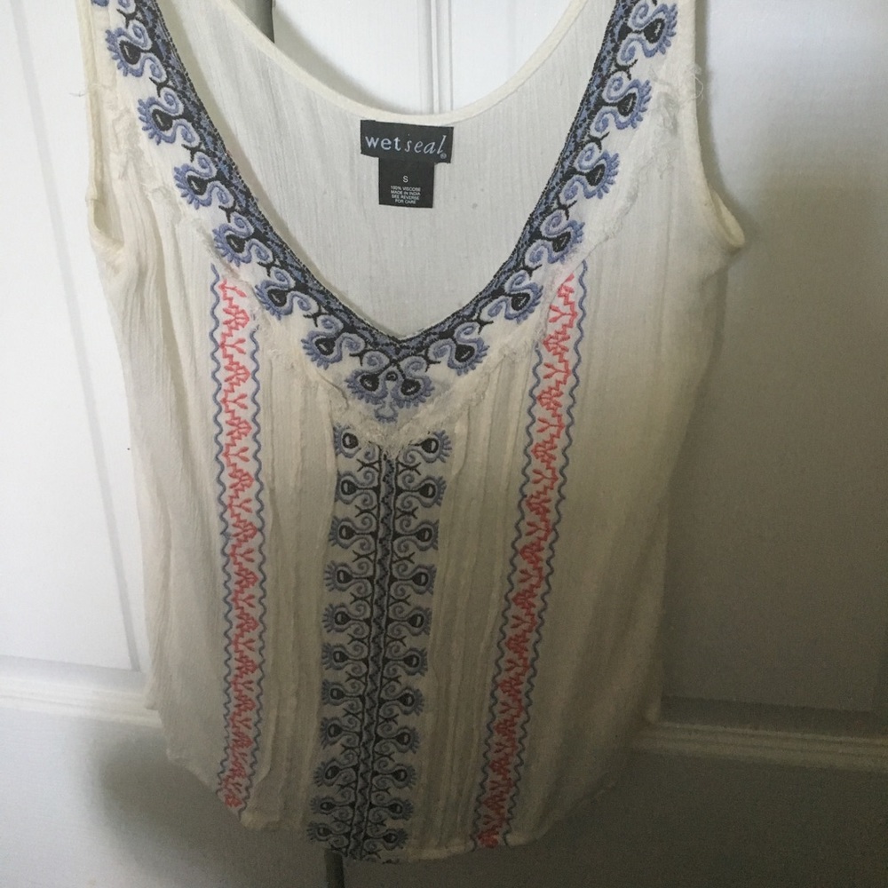 Wet seal tank top