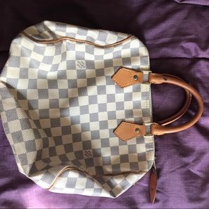 Louis Vuitton Speedy bag