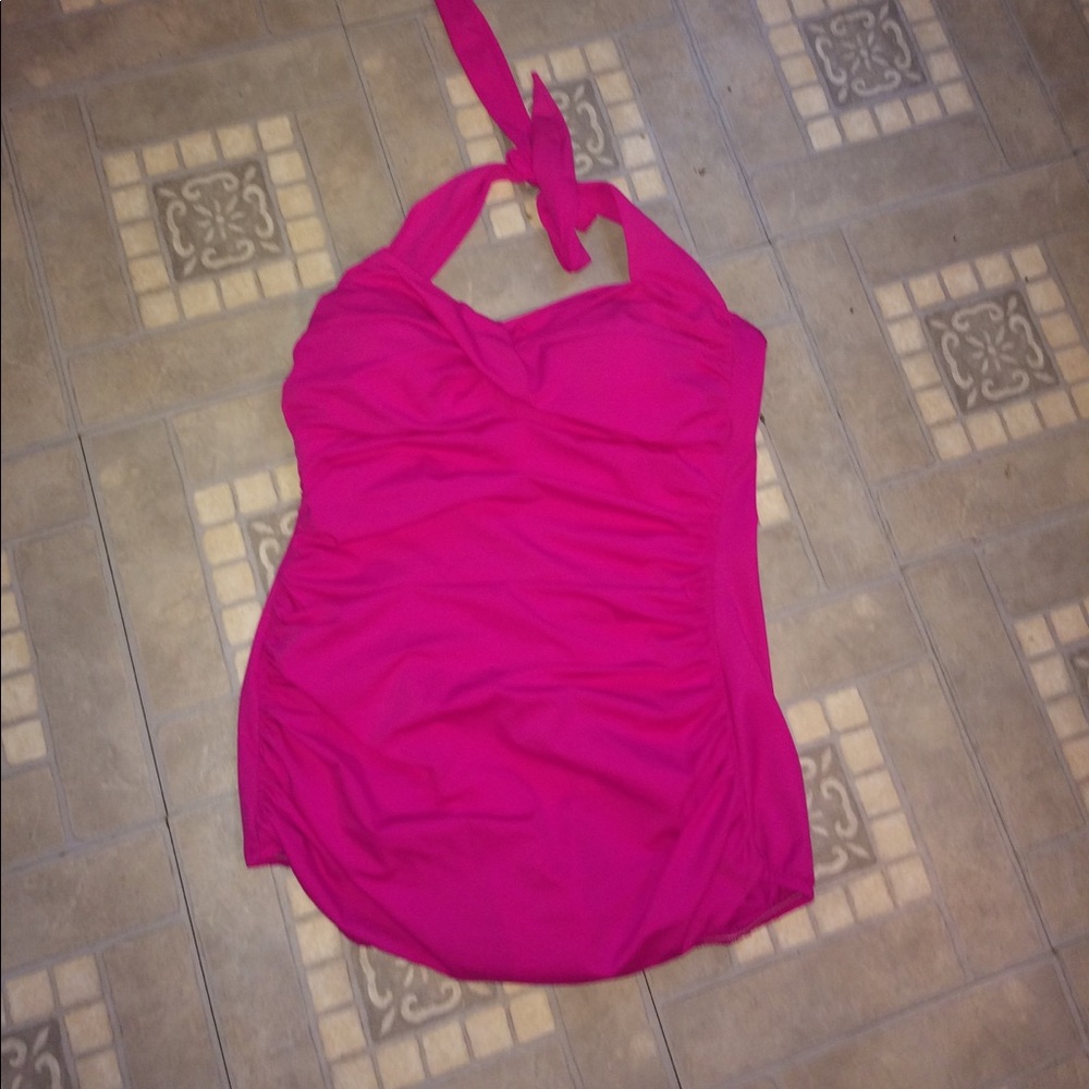 Suddenly slim by Catalina. Pink retro swimsuit