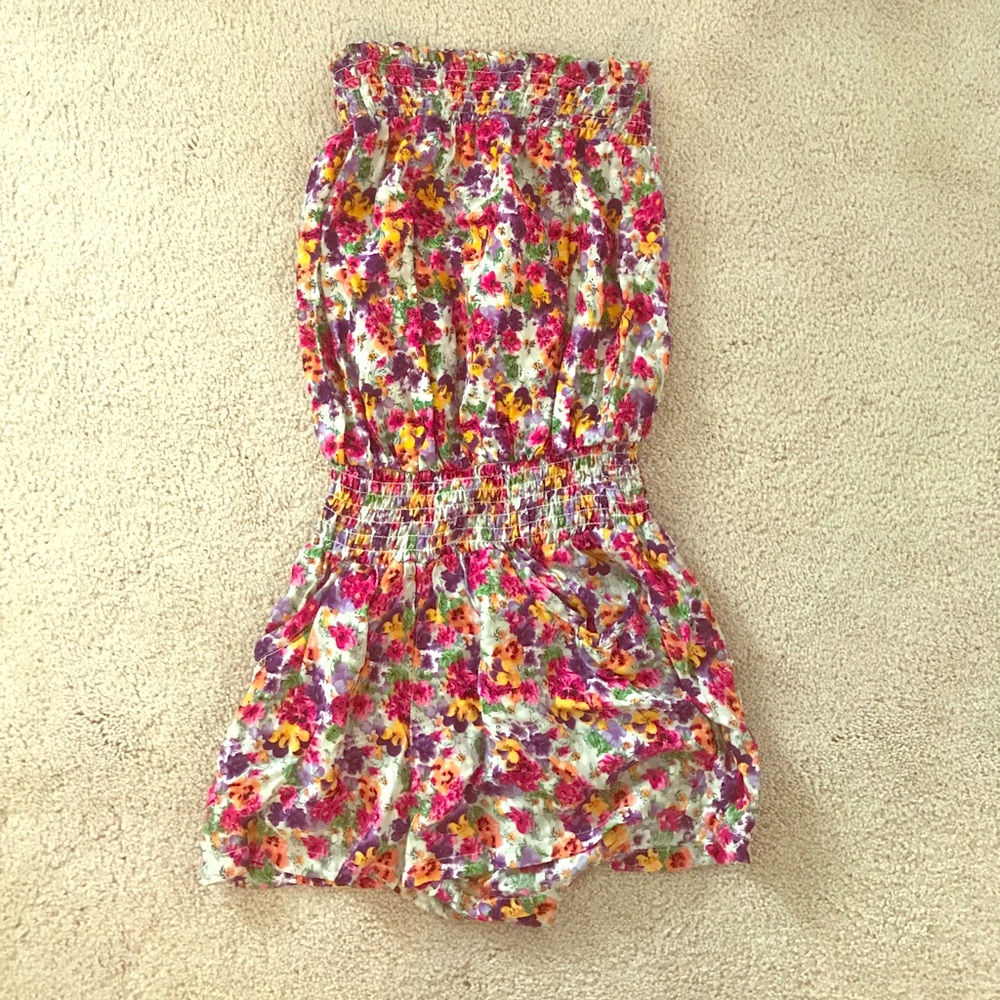 Floral romper✨🌸