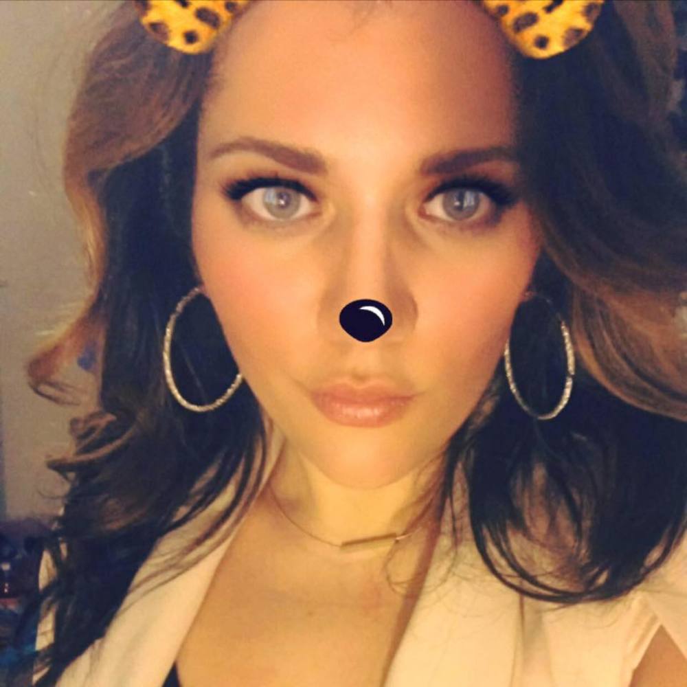 Meet your Posher, Justine