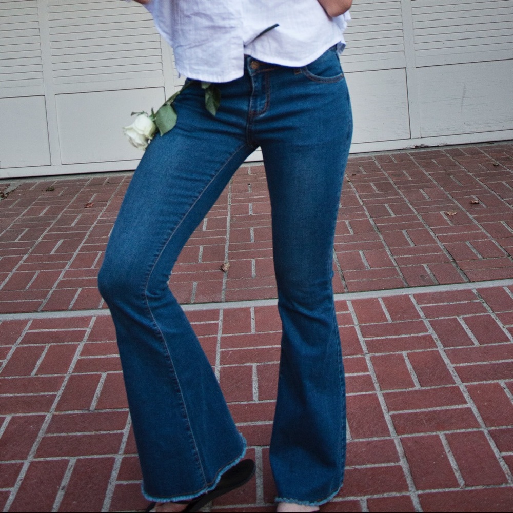 NEW! 🌻Body Electric 🌻 flare trim jeans