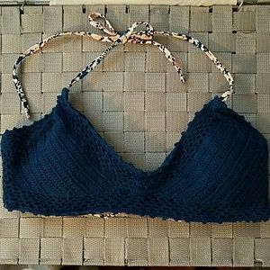 Xhilaration Bathing Suit Top NWOT