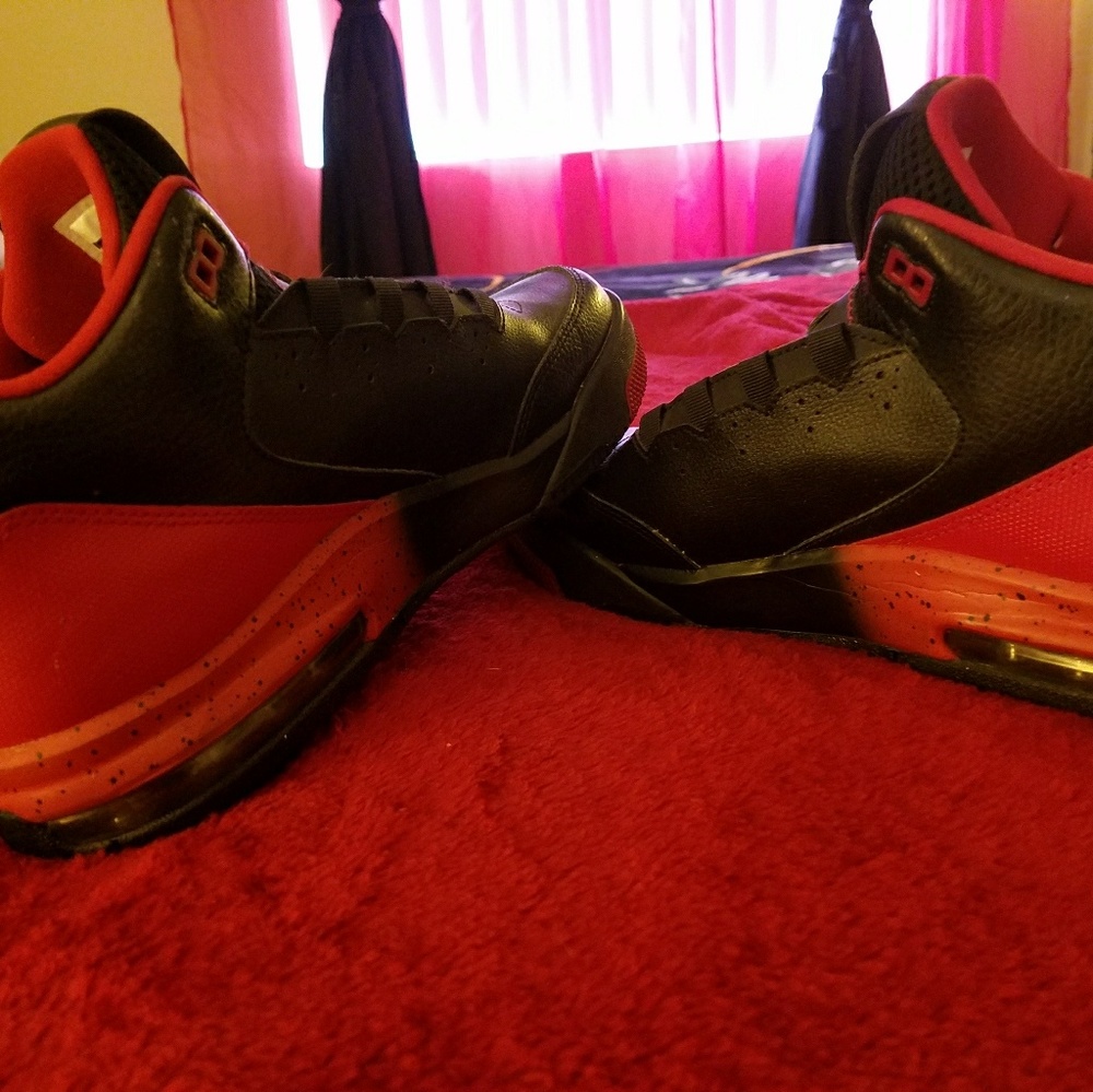 Jordan 7y - Picture 2 of 2
