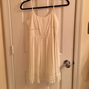PacSun cream/white dress