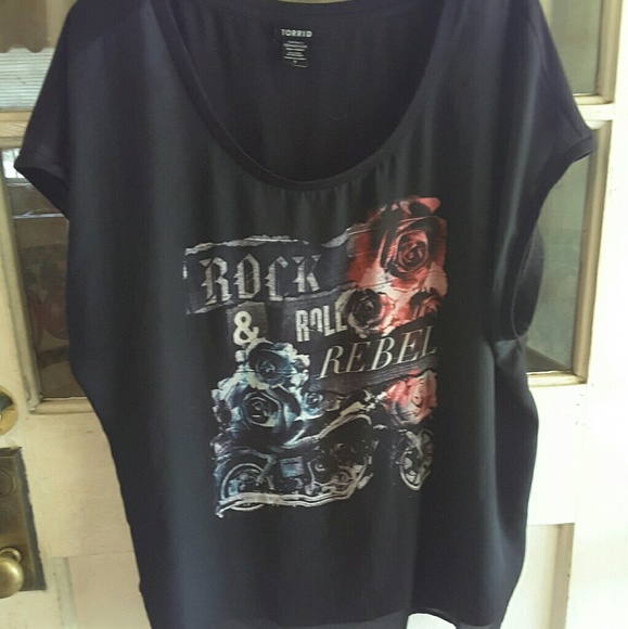 Torrid - Picture 2 of 5