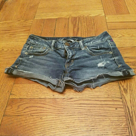 American Eagle Outfitters Pants - American Eagle distressed shorts size 0