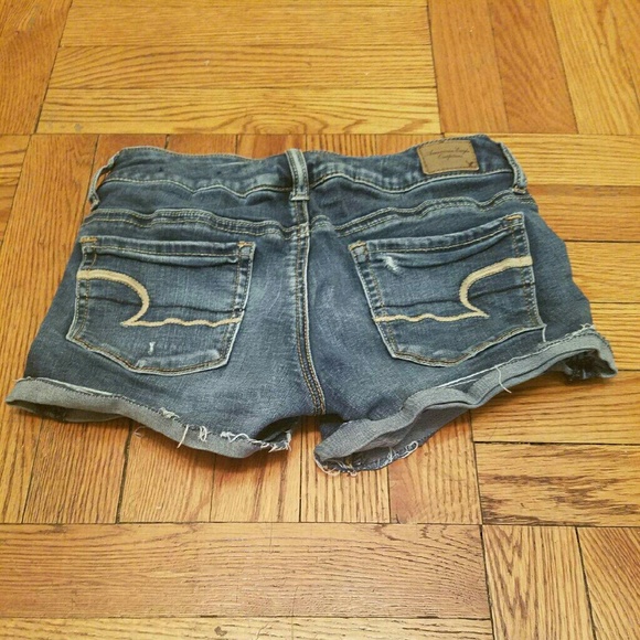 American Eagle   distressed   shorts size 0 - Picture 2 of 6