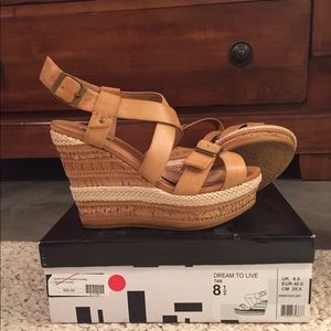 Not rated brand wedge heels