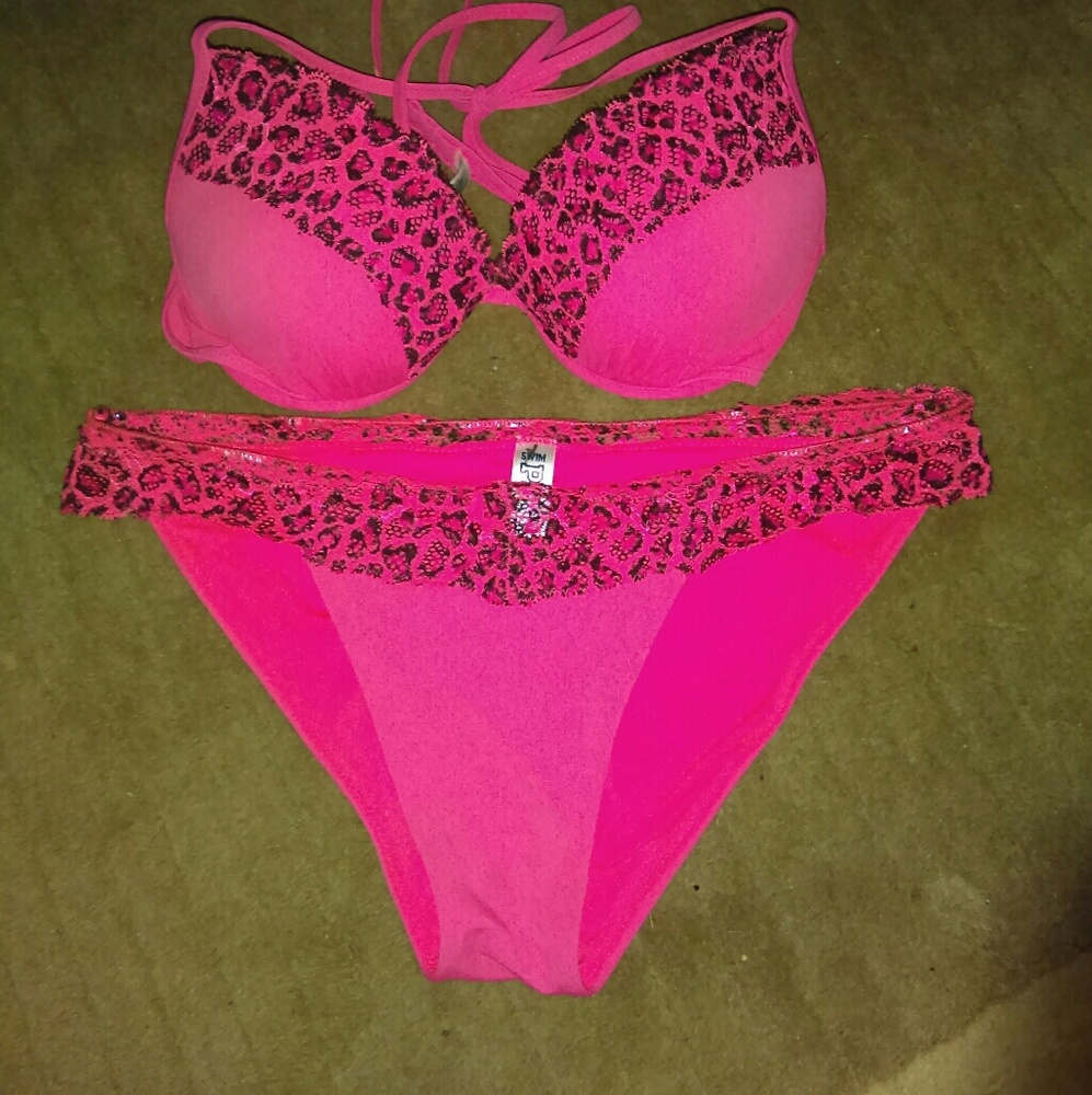*Sold on Vinted* Victoria's Secret Swimsuit