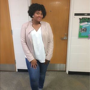 Meet your Posher, Cheyenne