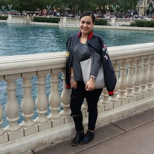 Meet your Posher, Cristina