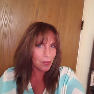 Meet your Posher, Debbie