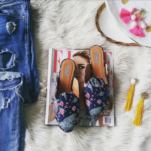 //The Lori// Satin Embroidery mule Flat - Picture 5 of 6