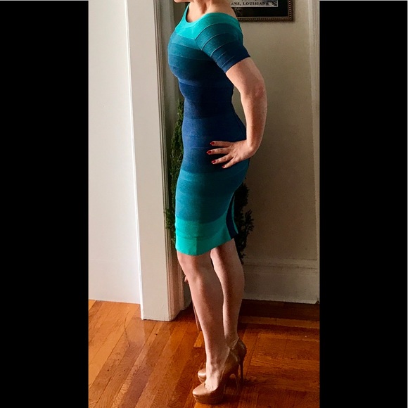 🎉HP💌 Herve Léger "Johanna" Ombré Bandage Dress - Picture 5 of 8