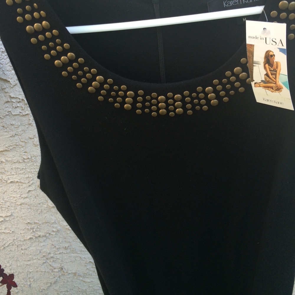 Perfect for a summer day! Cute black cotton dress.