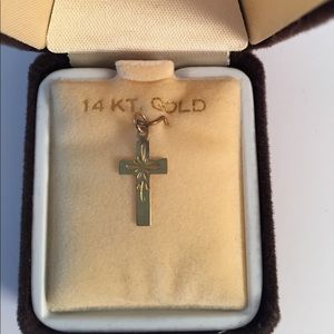 Cross great condition