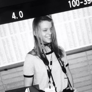 Meet your Posher, Maya