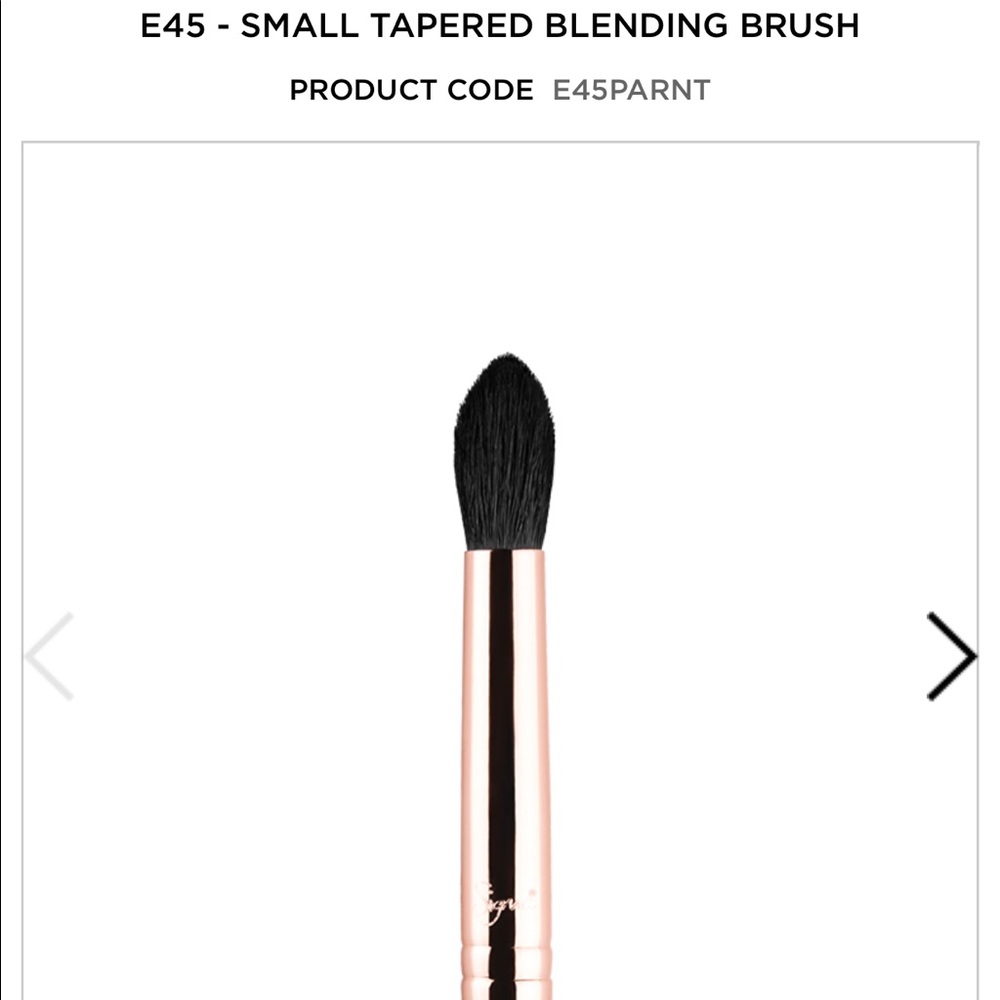 NWOT Sigma e45 blending brush (rose gold ferrule)