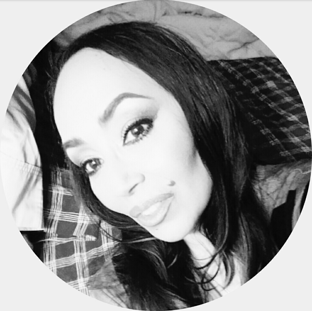 Meet your Posher, Awilda