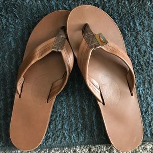 Authentic NWOT Rainbows size women's 11