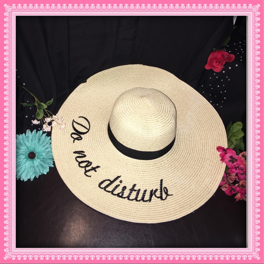Do Not Disturb Embroidered beach Floppy hat NWT
