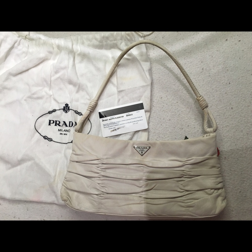 Bianco authentic Prada shoulder evening bag