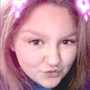 Meet your Posher, Andie