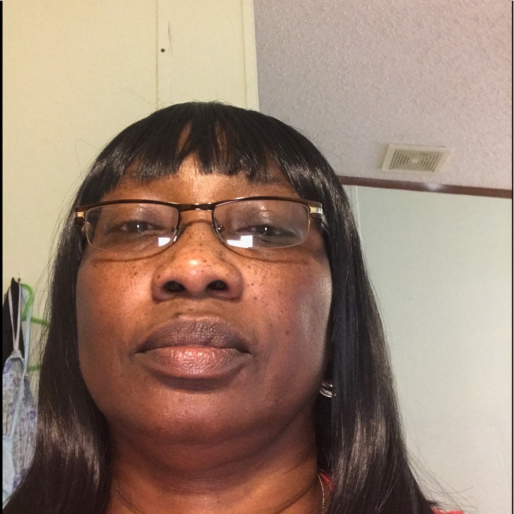 Meet your Posher, Sally