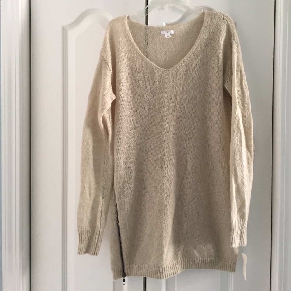 NEW S Nordstrom BP cream sweater with side zipper
