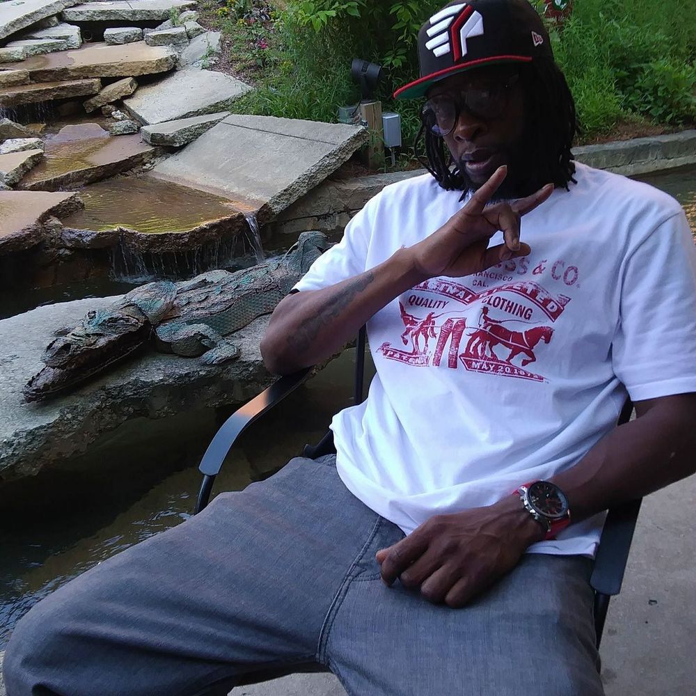 Meet your Posher, Thomas