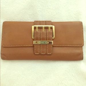 Michael Kors wallet