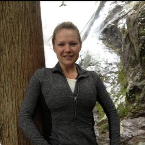 Meet your Posher, Laurie