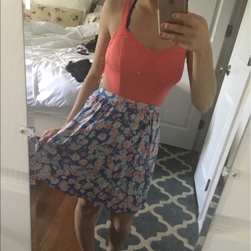 Flowy summer flowery dress