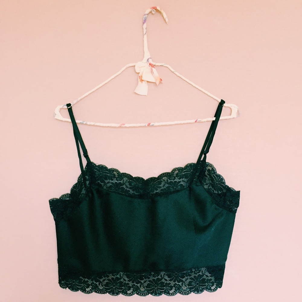 satin & lace crop top 💕