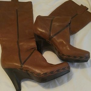 Never worn Cole Hann Boots