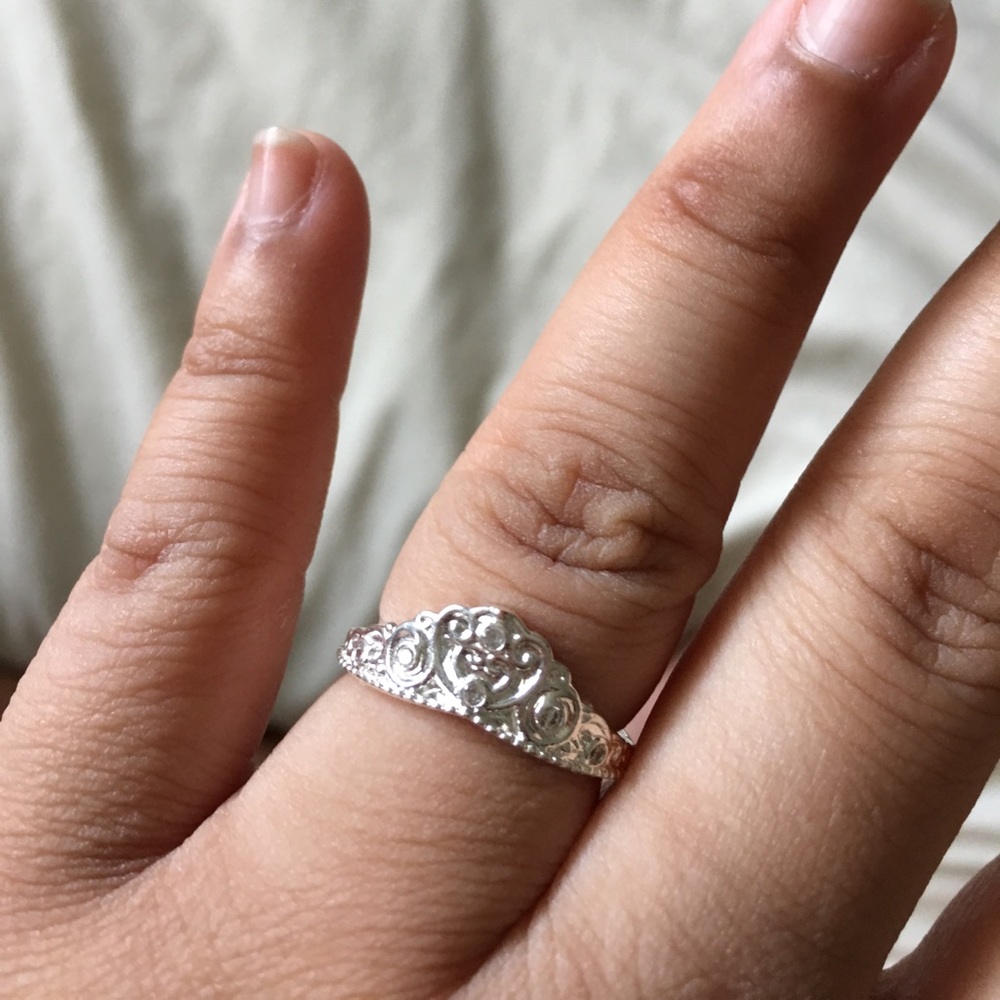 !SALE! 925 silver, tiara ring with diamond accents