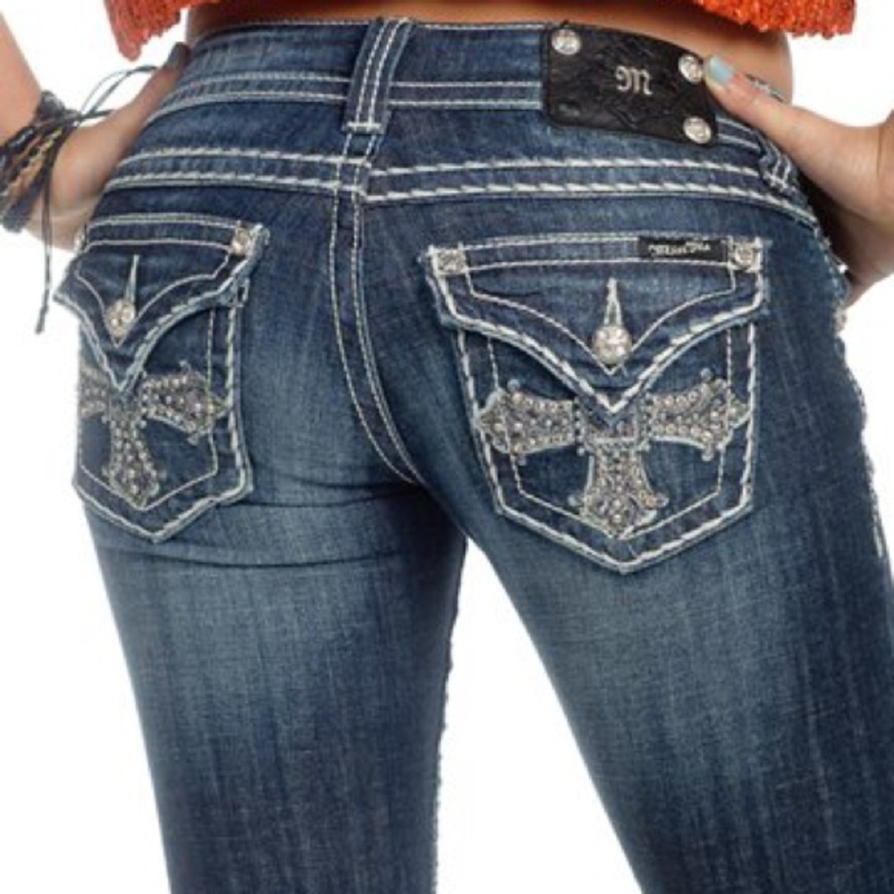 Straight leg Miss Me. Size 26.