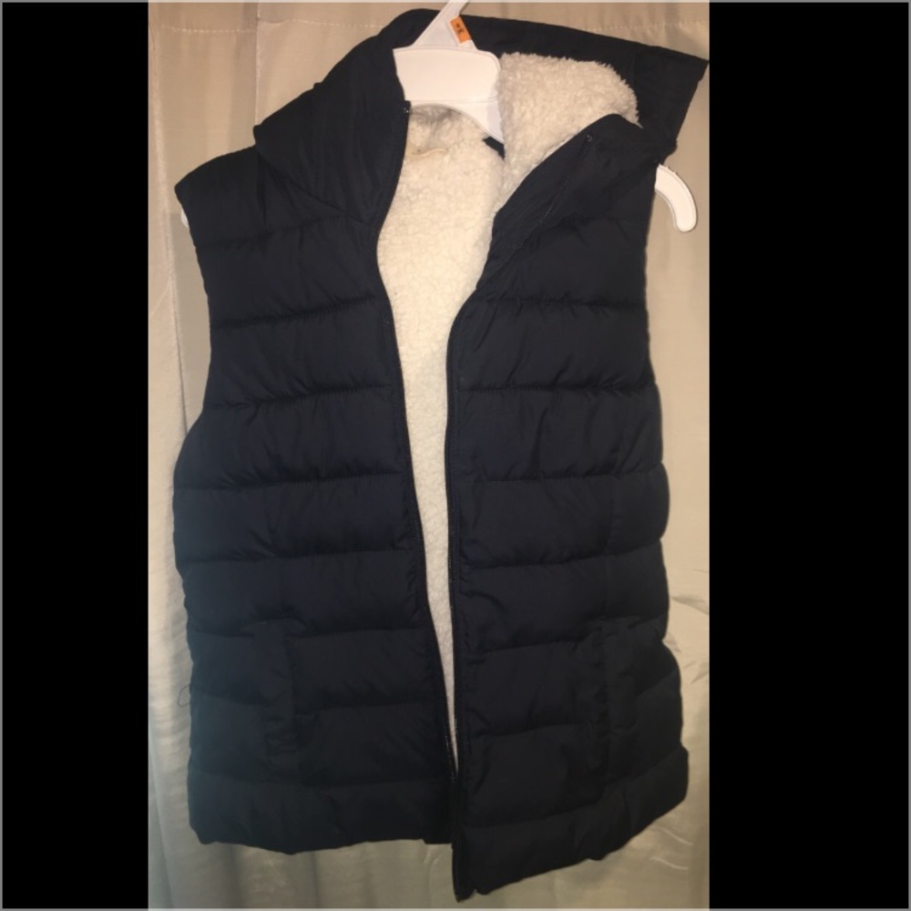 HOLLISTER- NAVY BLUE VEST WITH A HOOD