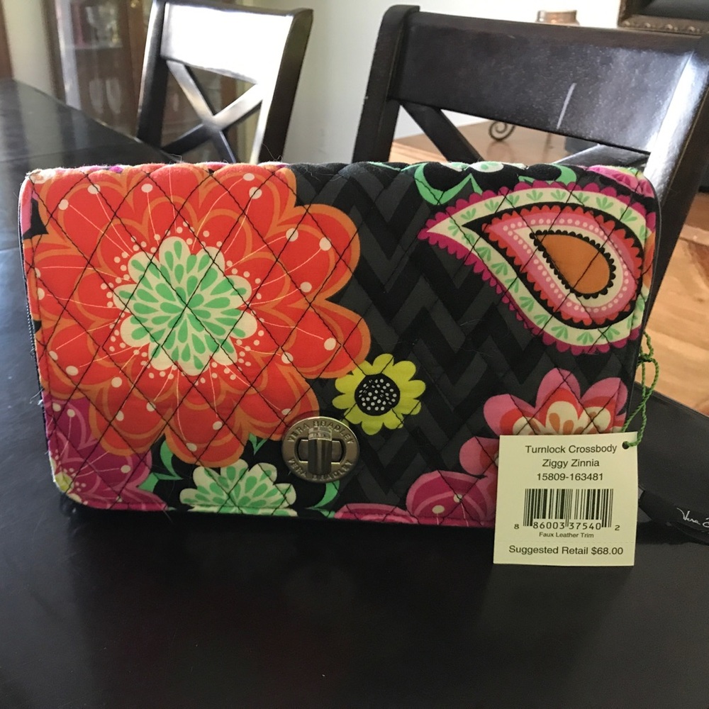 Vera Bradley cross body purse