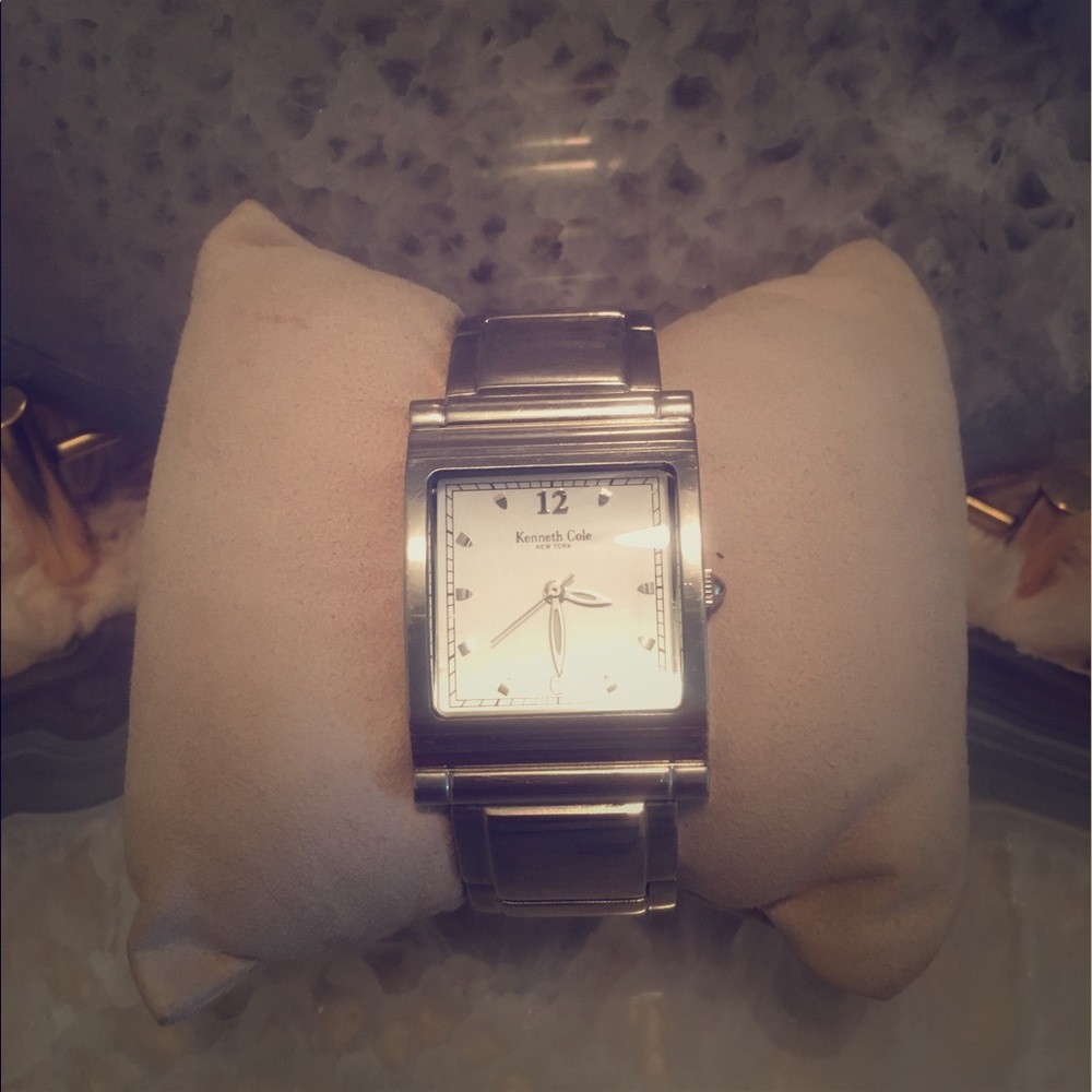 💯Authentic Kenneth Cole watch