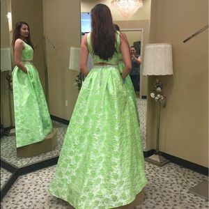 Sherri Hill prom dress