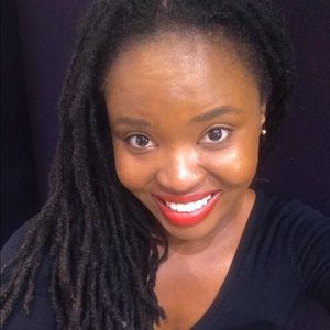 Meet your Posher, Claris