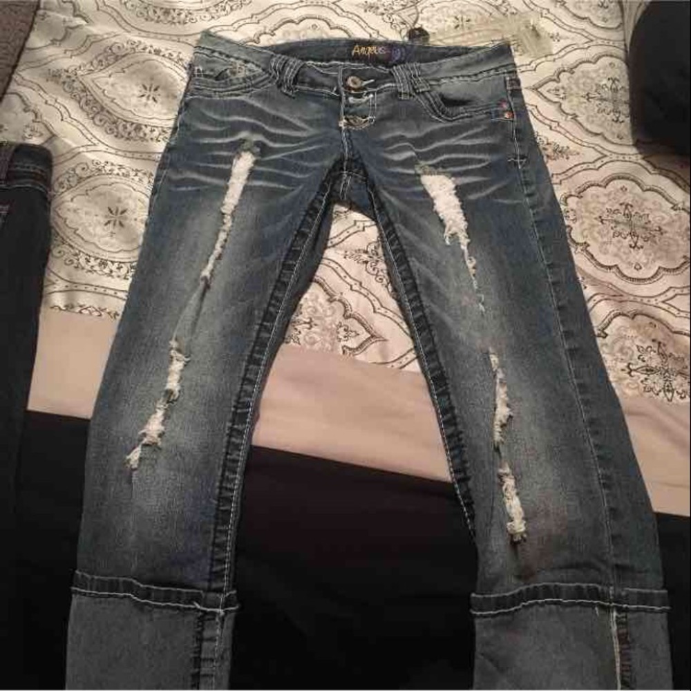 Ripped jeans